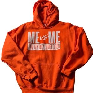 "Me vs Me" Hoodie – Motivational Streetwear for Everyday Hustlers/Size M